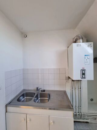  Appartement à louer 3 pièces 48 m²