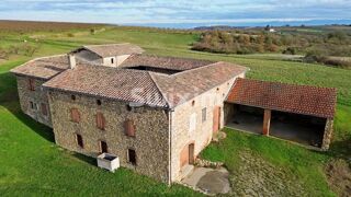  Maison � vendre 10 pi�ces 820 m�