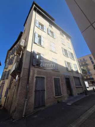 Immeuble  vendre 15 + pices 600 m