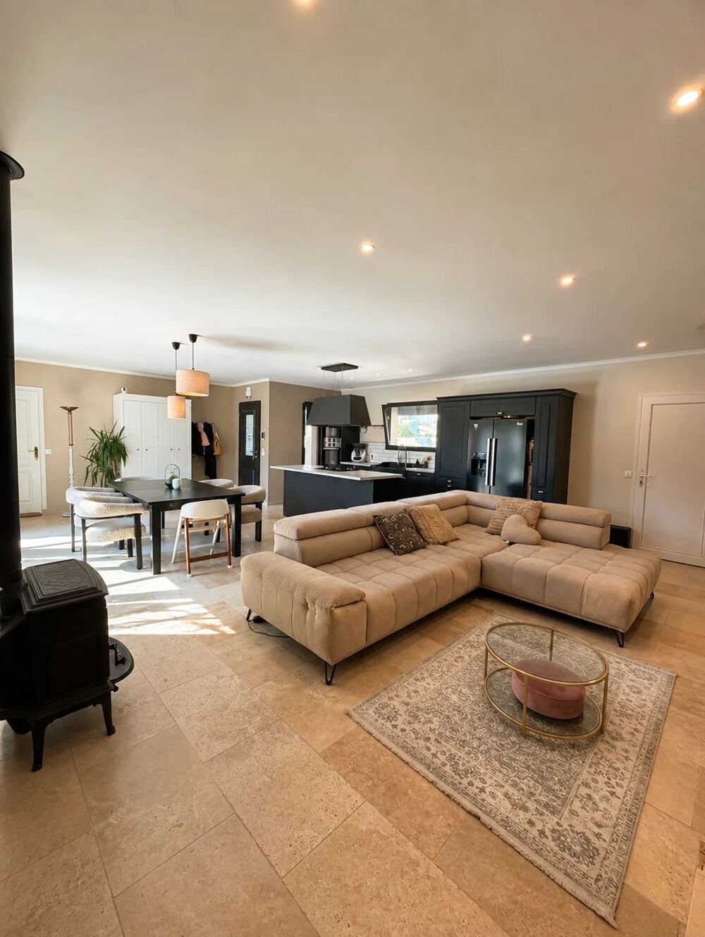 Vente Maison MAISON CONTEMPORAINE 3 CHAMBRES AVEC PISCINE – 120 M² – TERRAIN Saint-gilles