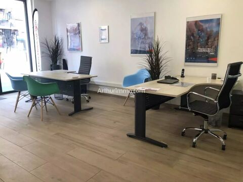 Local commercial Bureaux 800 13400 Aubagne