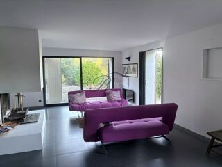  Maison � louer 5 pi�ces 250 m�