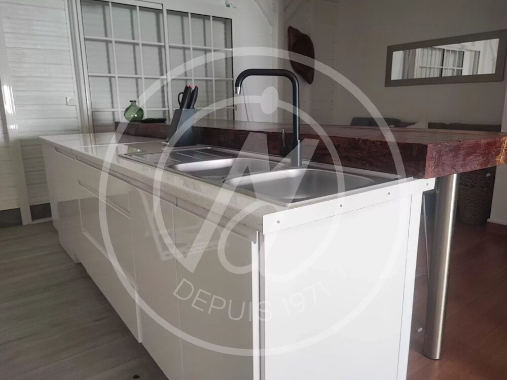 Location Maison A LOUER 1300 euros / mois Magnifique T3 meubl� a Anse-Bertrand Anse-bertrand