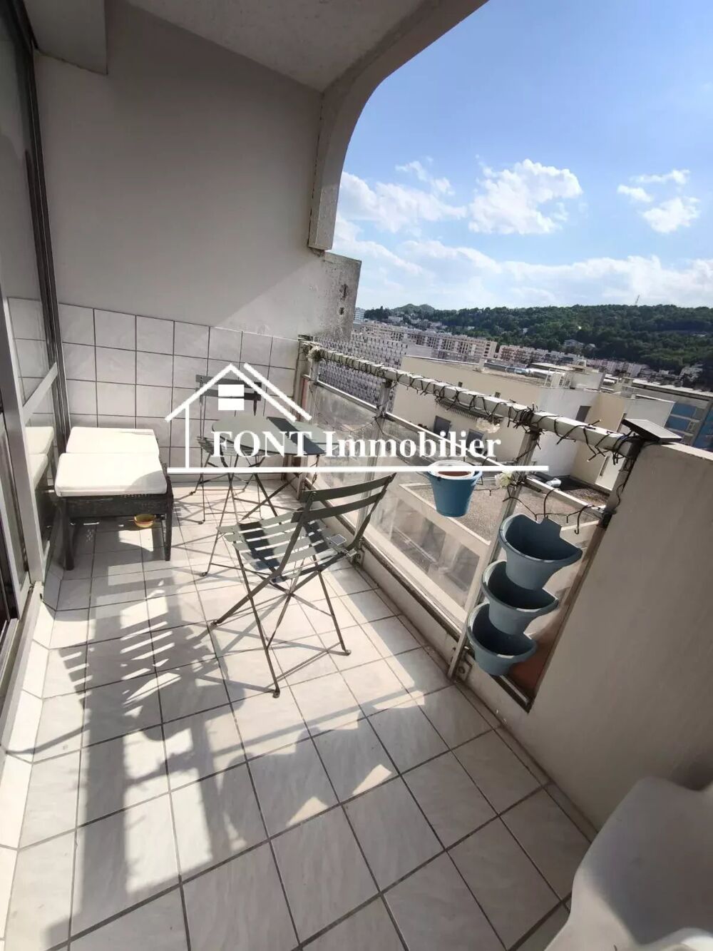 Vente Appartement SAINT-ÉTIENNE, BERGSON,  T4 AVEC BALCONS, GARAGE ET PARKING Saint-Étienne
