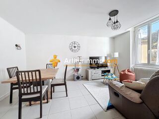  Appartement � vendre 5 pi�ces 81 m�