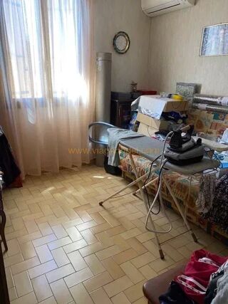  Maison � vendre 4 pi�ces 84 m� Saint-est�ve