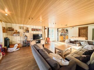  Maison  vendre 7 pices 271 m