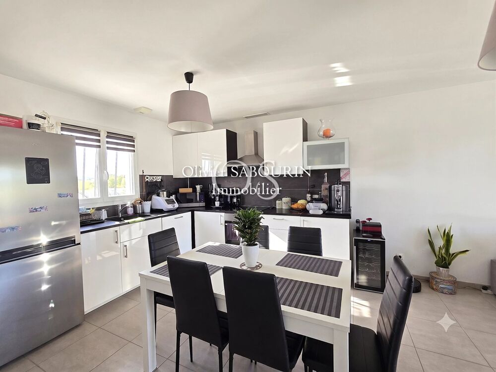 Vente Maison Maison de plain-pied 2015 – 3 chambres – Vue Rocher Roquebrune-sur-argens