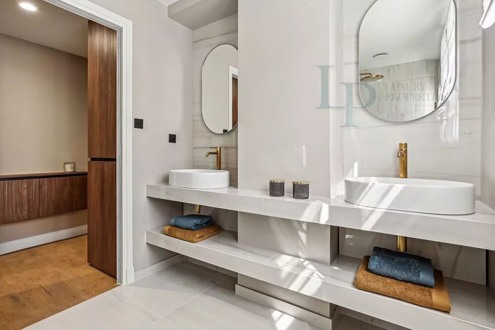 � vendre  Appartement Paris 8