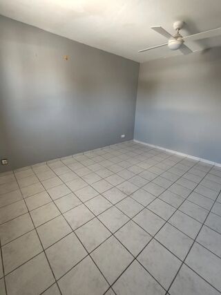  Appartement à louer 2 pièces 41 m²
