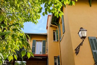  Maison � vendre 10 pi�ces 382 m�