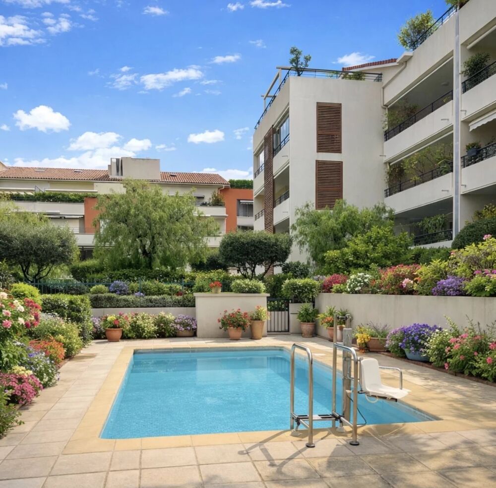 Vente Appartement Appartement 3 pièces Triangle or Saint Raphael plages et port Saint-raphaël