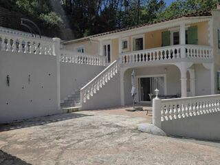  Villa à vendre 8 pièces 200 m²