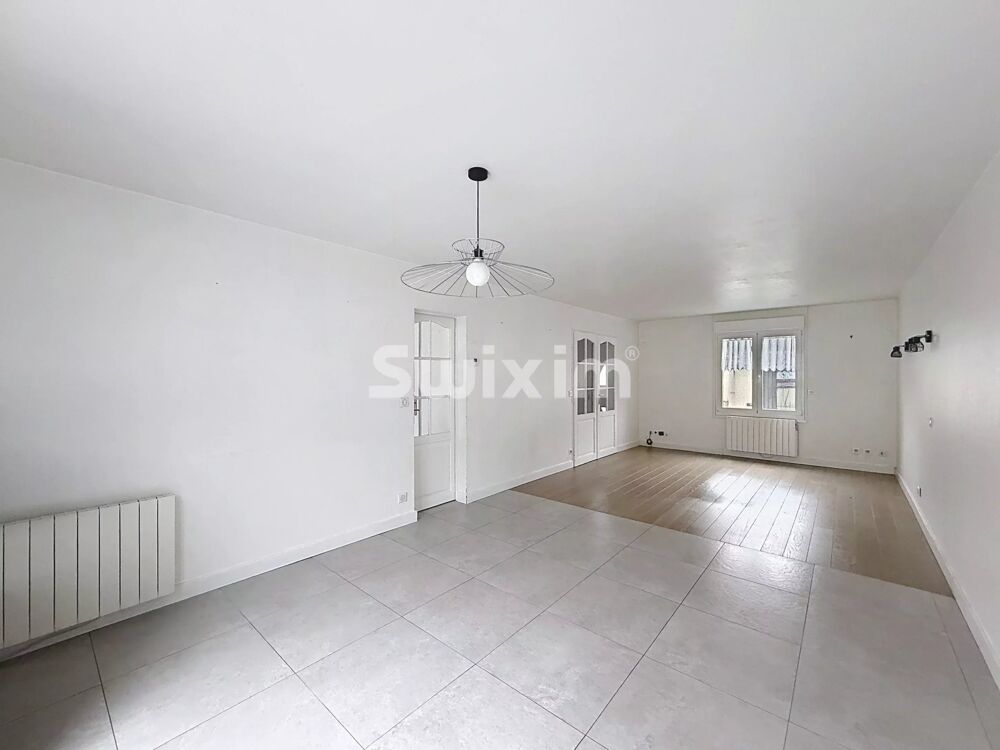 Wattrelos  Maison lumineuse avec jardin, garage et 4 chambres