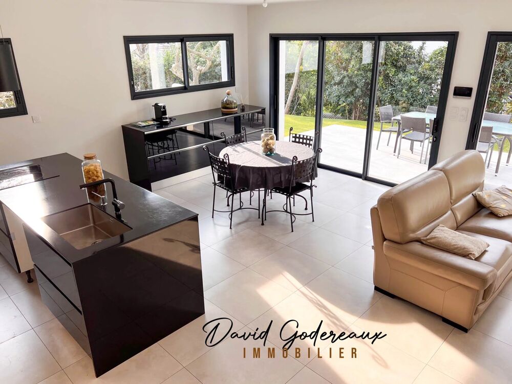 Vente Maison VILLA 3 CHAMBRES AVEC JARDIN ET GARAGE - BOULOURIS SAINT-RAPHAËL Saint-raphaël