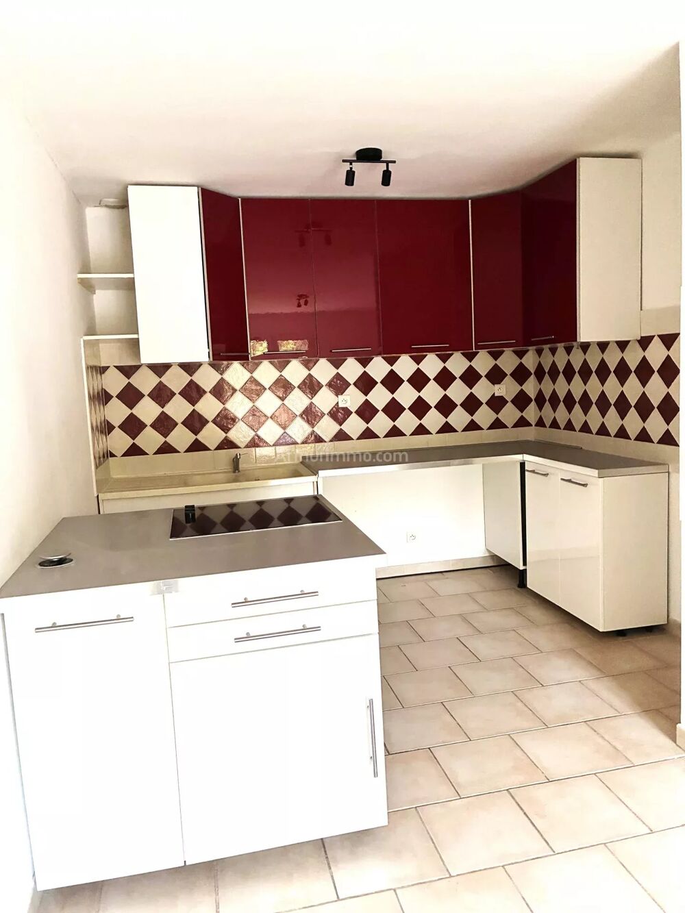 Appartement T4+ parking +terrasse