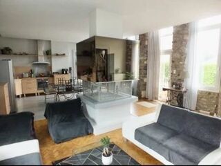  Maison à vendre 6 pièces 196 m²