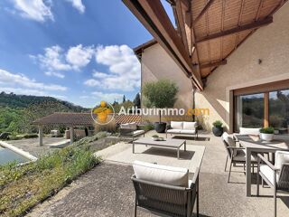 Maison � vendre 7 pi�ces 230 m�