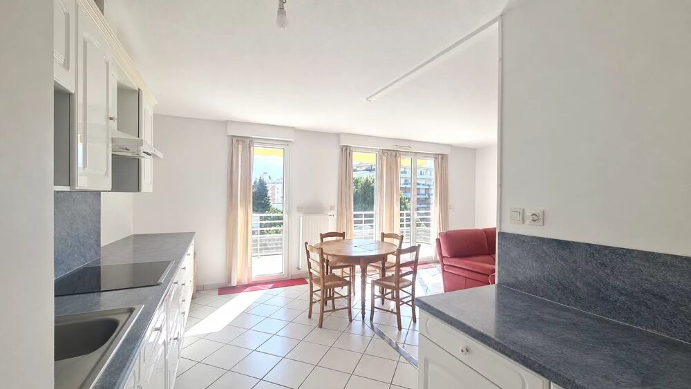 Vente Appartement Echirolles- Appartement T4 de 93m2 au dernier étage Échirolles