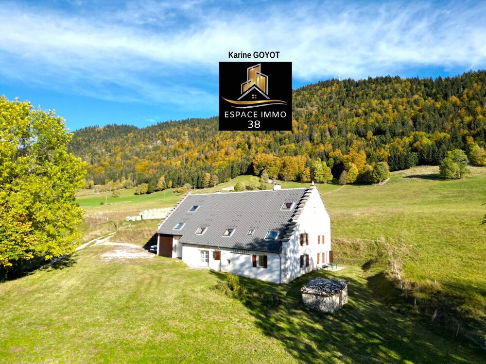 Autrans .Très belle maison typique du Vercors de 310m2 habitab