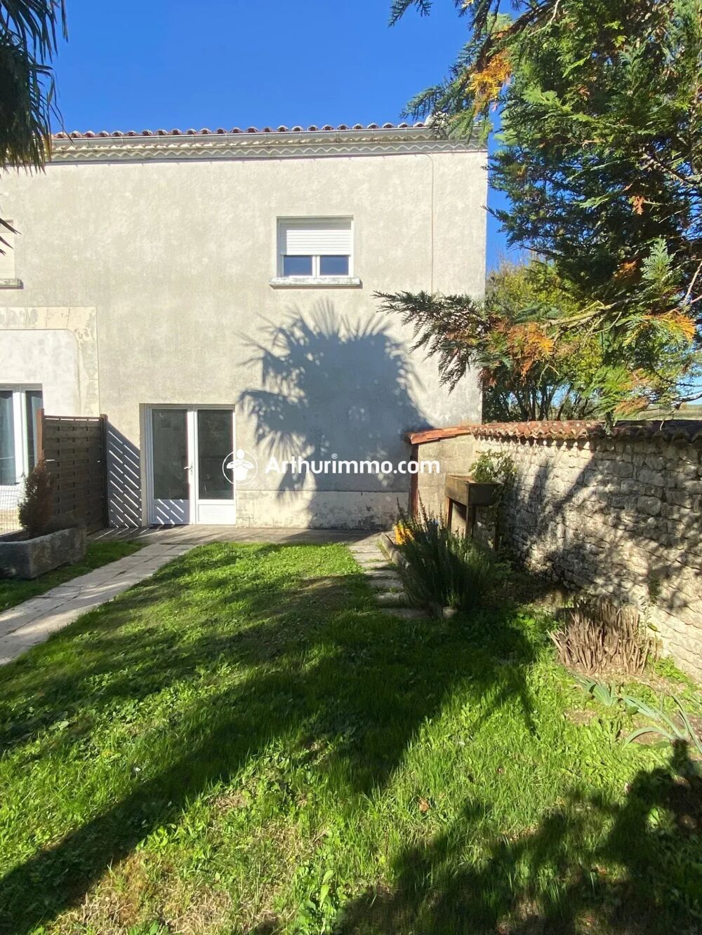 Location Maison MAISON A LOUER - ST PIERRE DE JUILLERS Matha