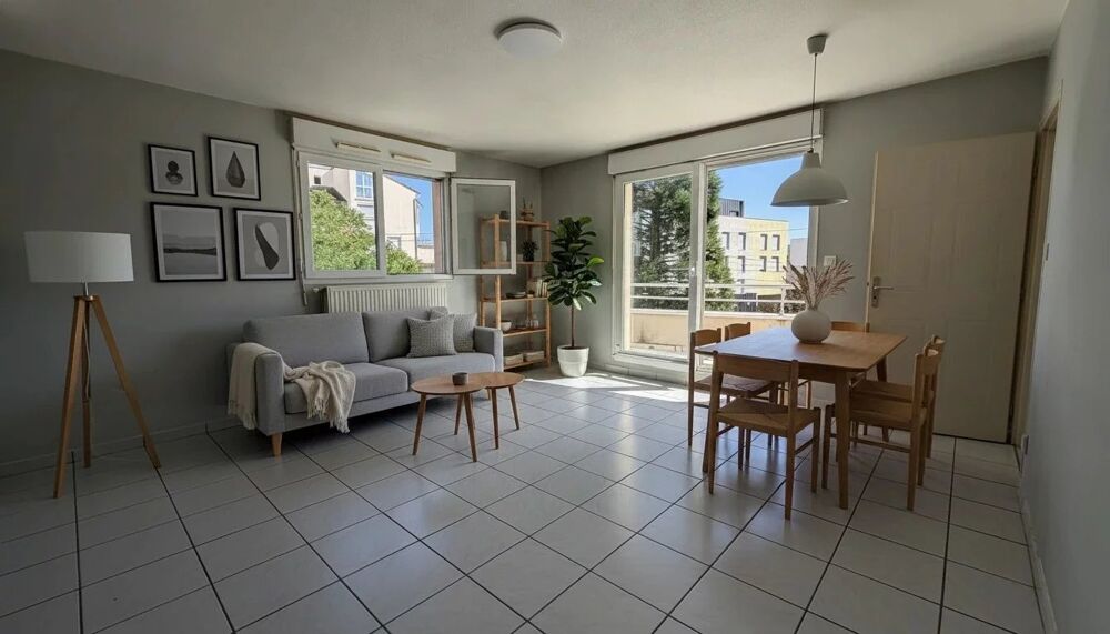 EXCLUSIVITÉ  APPARTEMENT T3 DE 70 M² AVEC TERRASSE, PARKING ET