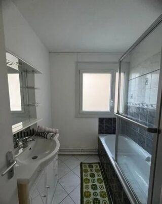  Appartement à louer 2 pièces 44 m²