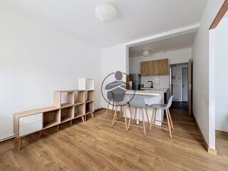  Appartement à louer 2 pièces 46 m²