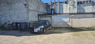  Parking / Garage � louer 