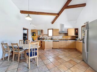  Maison � vendre 7 pi�ces 230 m�