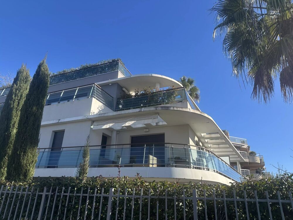 Vente Appartement APPARTEMENT 2 PIECES EN RDJ - RESIDENCE RECENTE  - BIJOU PLAGE A Antibes