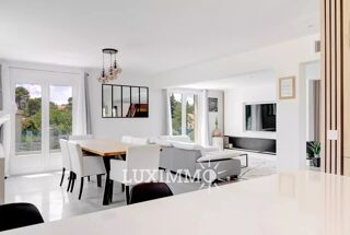  Maison à vendre 8 pièces 241 m²