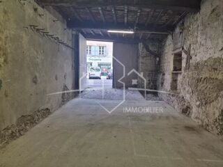  Parking / Garage � louer 1 pi�ce 110 m�