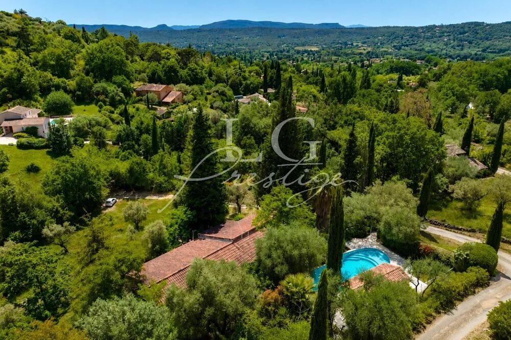 Villa provençale à renover proche du village de Fayence