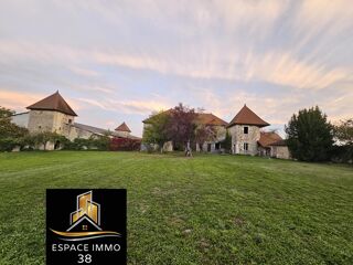  Maison à vendre 15 + pièces 600 m²