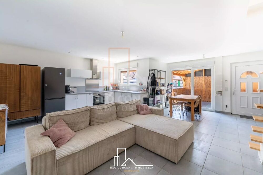 Superbe Duplex Rénové avec Terrasse et parking  Au Coeur de Brum