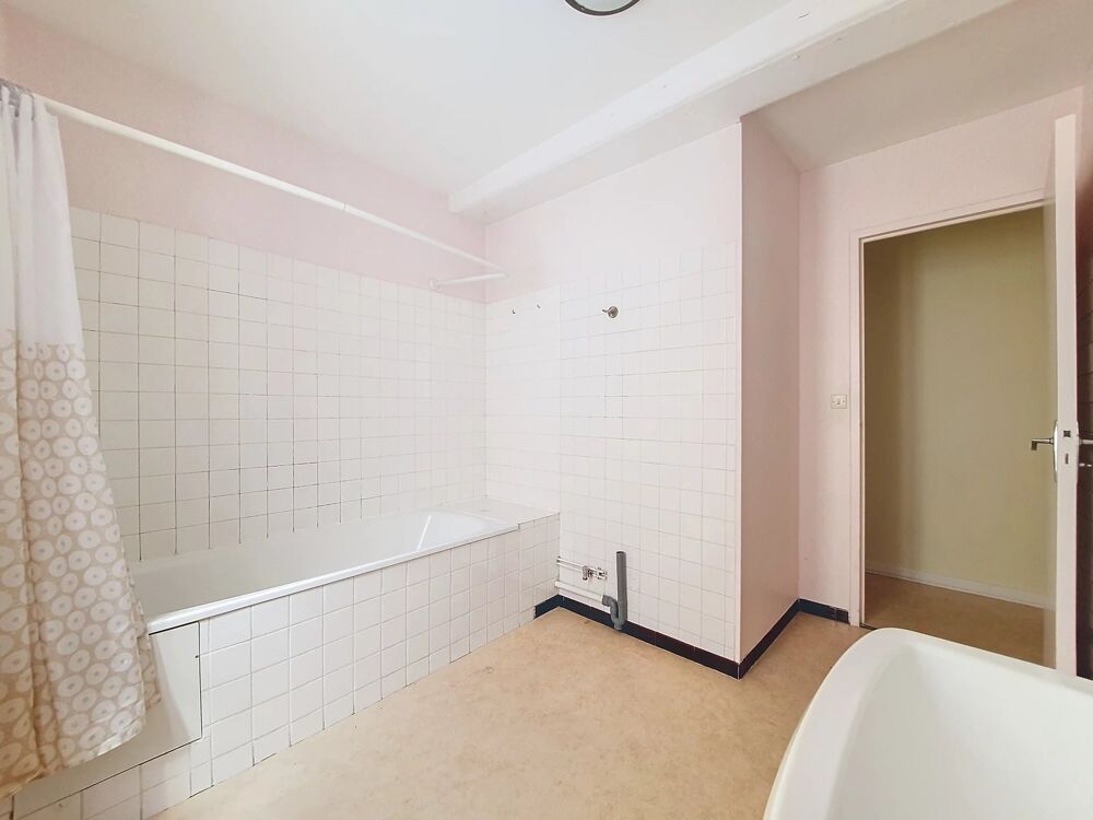 En exclusivité à SAULIEU : immeuble centre ville