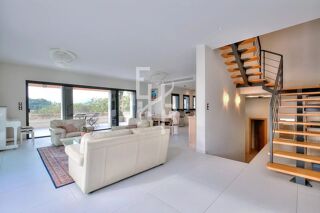  Maison à vendre 7 pièces 295 m²