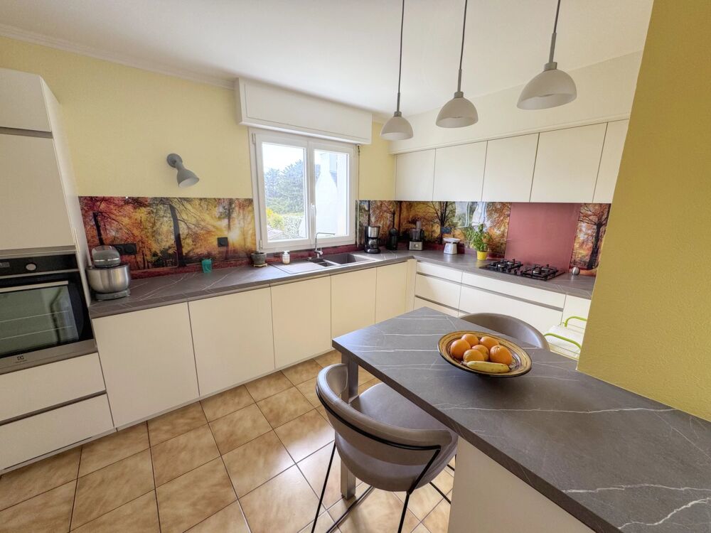 Vente Maison À DEUX PAS DE LA CÔTE SAUVAGE – MAISON FAMILIALE AVEC SOUS-SOL C Saint-pierre-quiberon