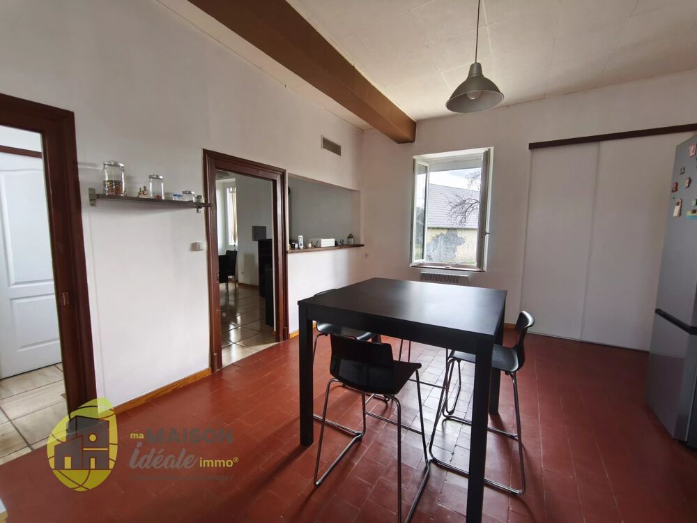 Maison familiale 134 m²  3 chambres  terrain 801 m²  beaux vo