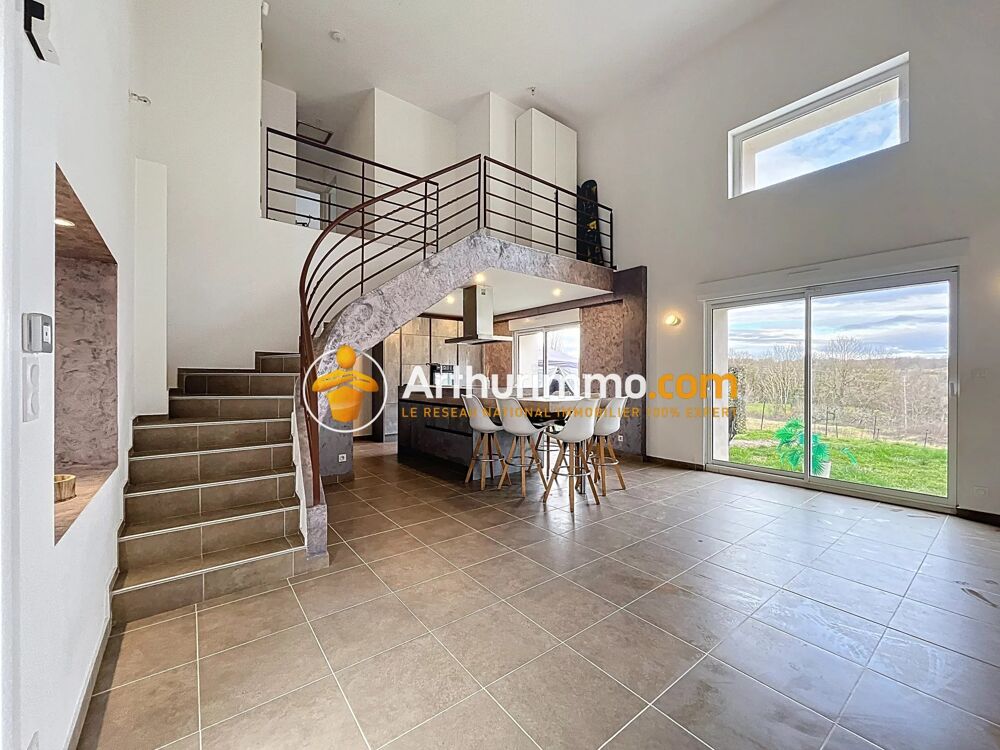 Vente Maison Maison rénovée avec vue dégagée  - Saint-Pierre-de-Chandieu Saint-pierre-de-chandieu