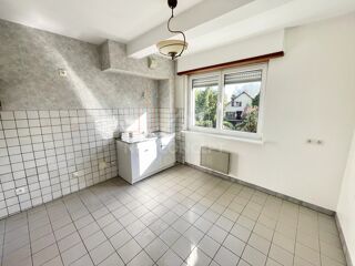  Appartement � louer 3 pi�ces 84 m�