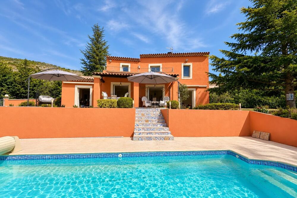 Villa néo provençale 5 pièces + piscine