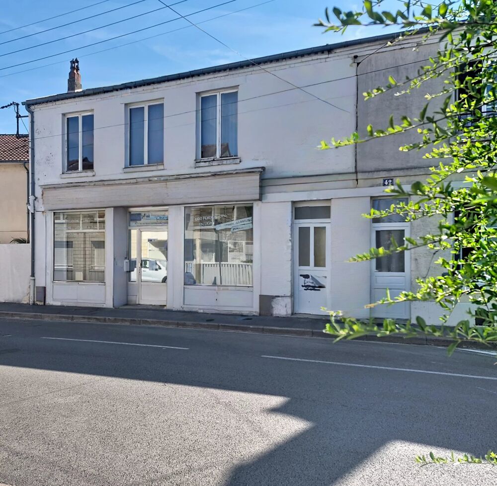   À VENDRE – Locaux professionnels à usage de bureaux – LAON (Vill 