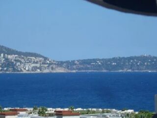 Location Appartement Charmant F1bis avec terrasse vue mer & emplacement idéal Nice