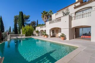  Villa  vendre 7 pices 311 m