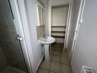  Appartement à louer 1 pièce 38 m²