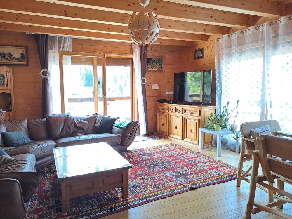 Vente Maison PREMANON : Chalet avec 2 logements et grand garge Prémanon