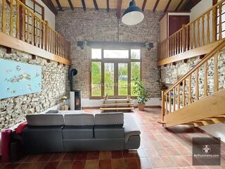  Maison  vendre 8 pices 340 m