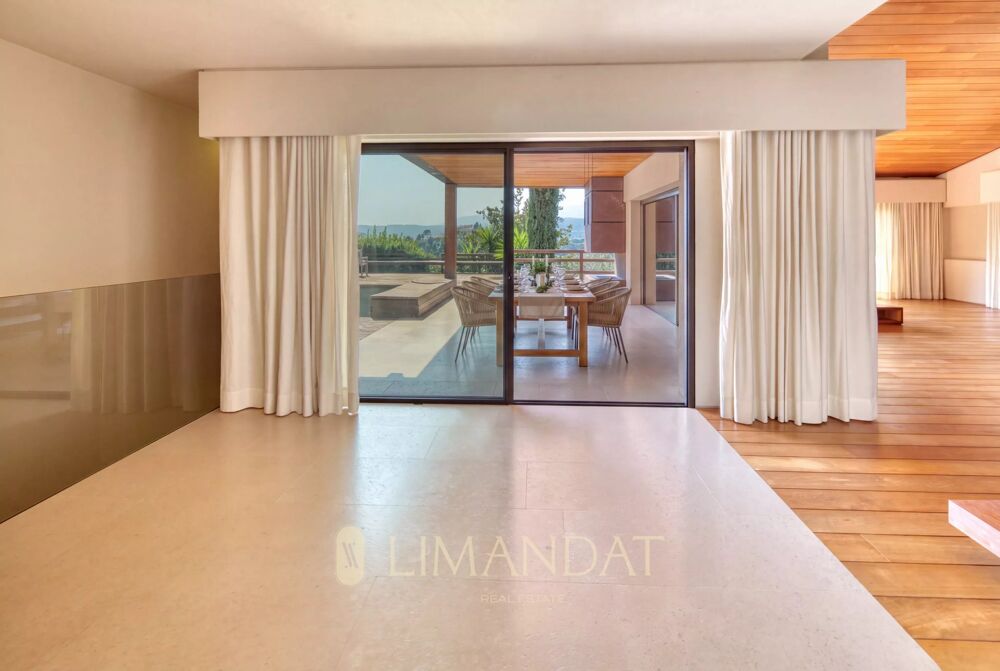 à vendre  Villa Saint-Paul-de-Vence (06570)